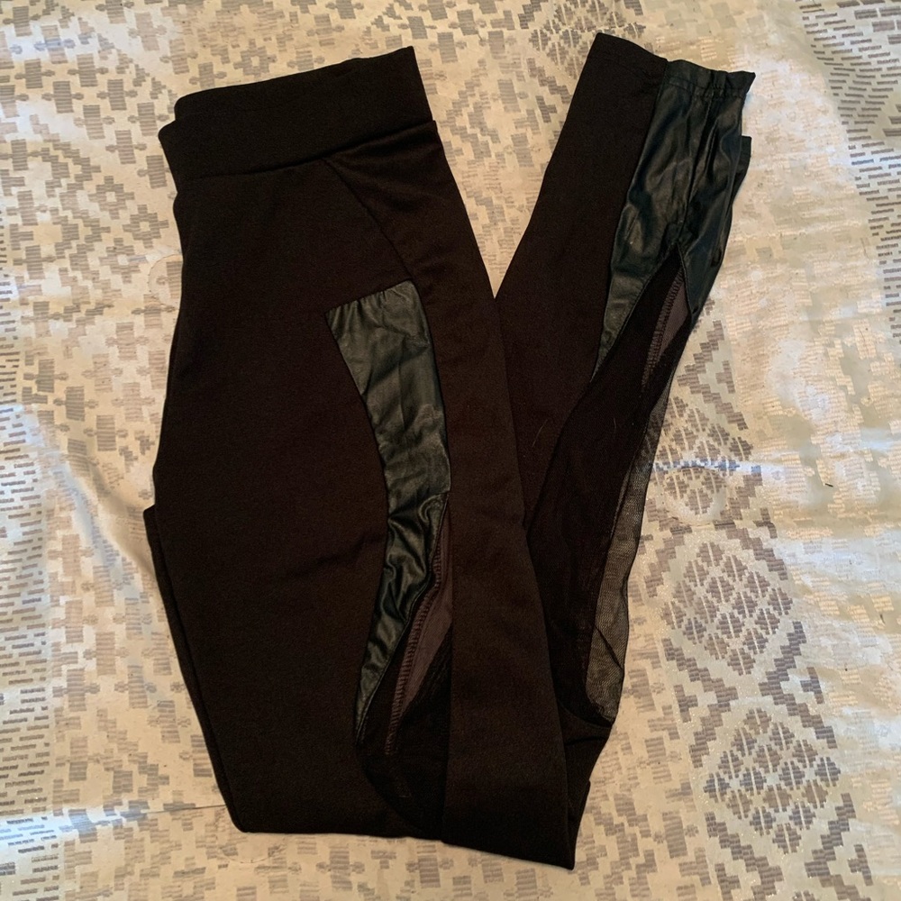 Haoyouduo Black Leggings